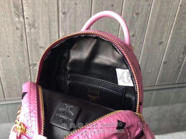 MCM雙肩背包 原單 超mini Stark經典女背包 側邊點綴鉚釘 MCM後背包 時尚迷人單品  mdmc1093